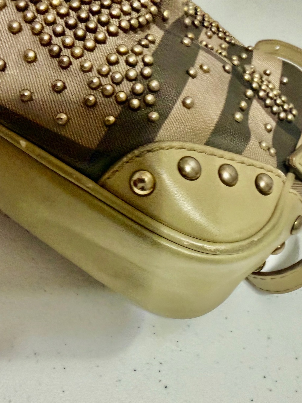 Burberry Studded Heart Crossbody Bag in Brown - Picture 4 of 13